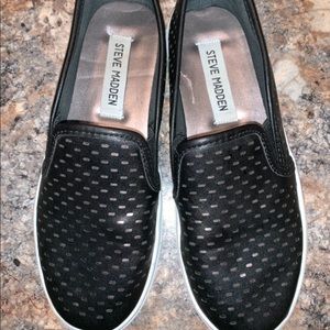 Steve Madden SZ 3 Youth Slip On